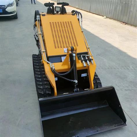 how is operating capacity of tracked skid steer found|rated operating capacity skid steer.